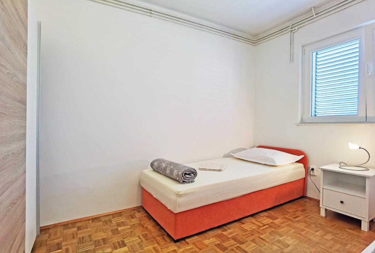 Apartman Danijela Vodice Exteriör bild
