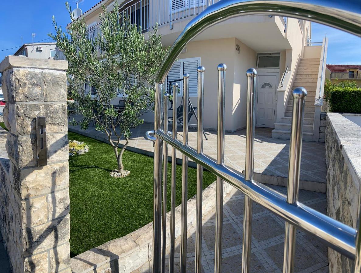 Apartman Danijela Vodice Exteriör bild