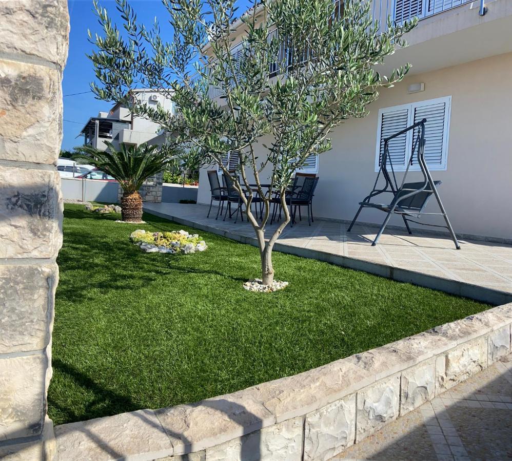 Apartman Danijela Vodice Exteriör bild
